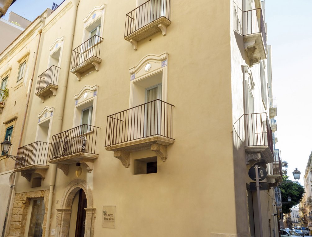 Palazzo Mancina, camere & suite